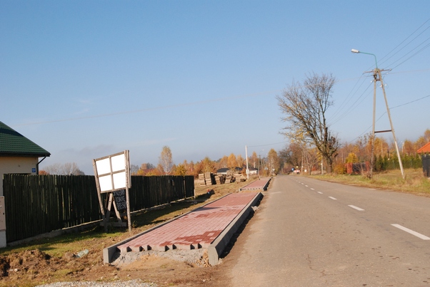 Chodnik na ul. Zwycięstwa